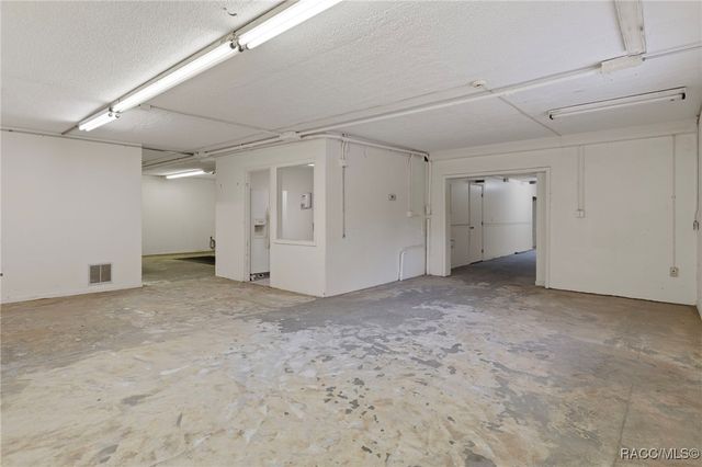 377 Highway 40 W, Inglis, FL 34449