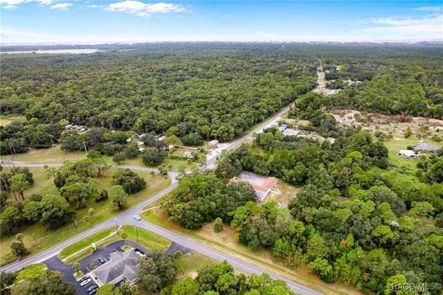 377 Highway 40 W, Inglis, FL 34449