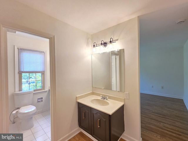 5814 TUDOR LN, Rockville, MD 20852