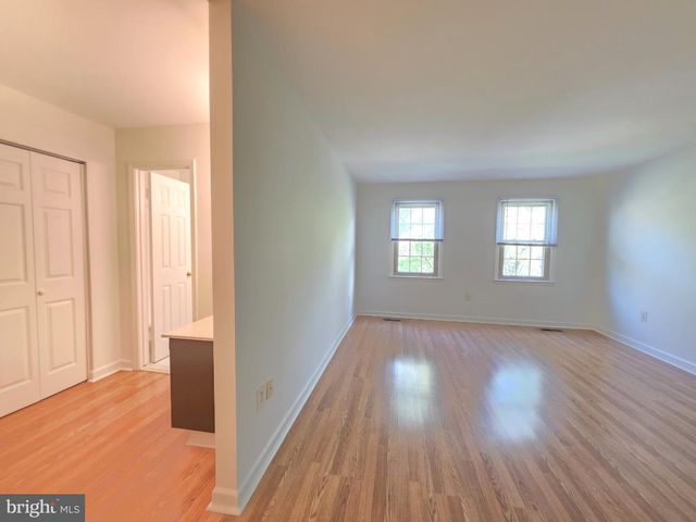 5814 TUDOR LN, Rockville, MD 20852