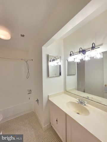 5814 TUDOR LN, Rockville, MD 20852