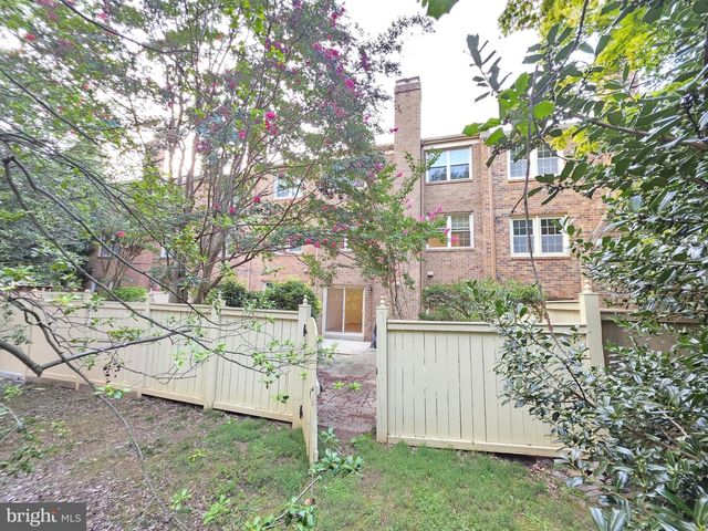 5814 TUDOR LN, Rockville, MD 20852