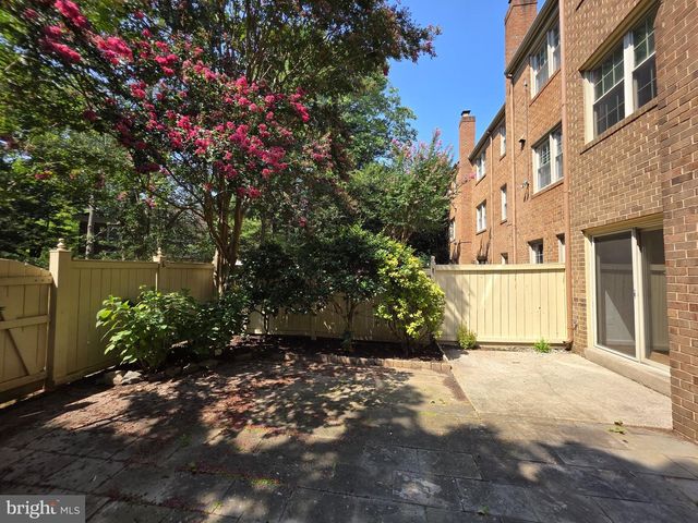 5814 TUDOR LN, Rockville, MD 20852