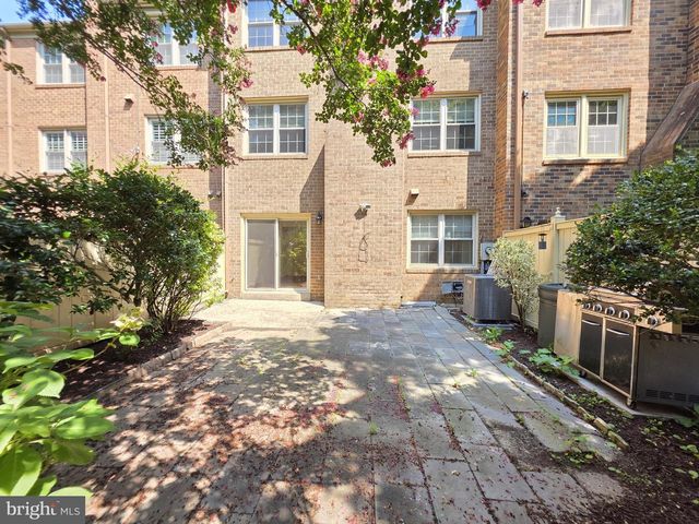 5814 TUDOR LN, Rockville, MD 20852