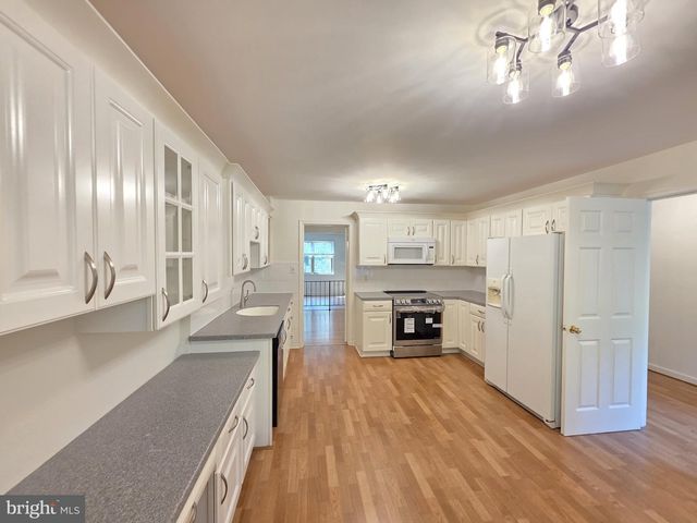 5814 TUDOR LN, Rockville, MD 20852