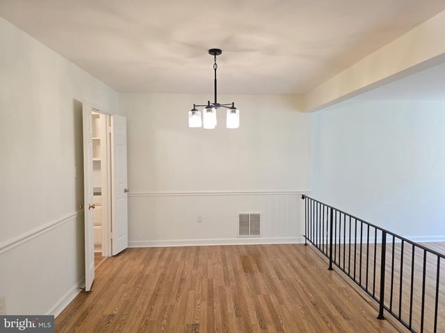 5814 TUDOR LN, Rockville, MD 20852