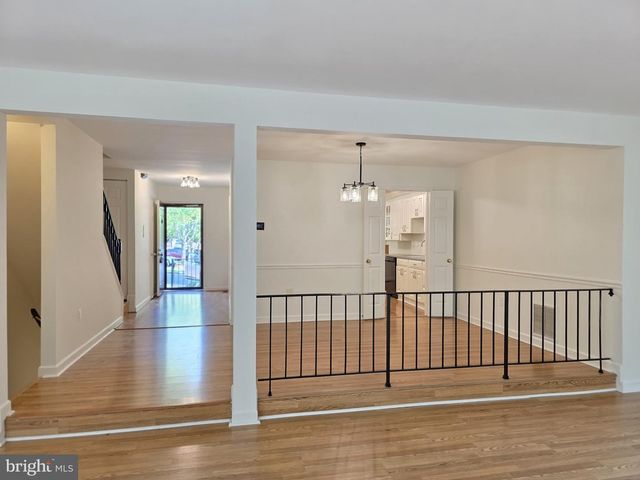 5814 TUDOR LN, Rockville, MD 20852
