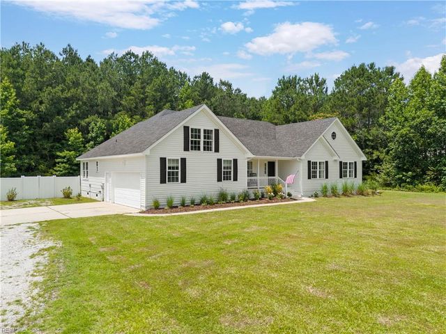 1124 Saint Brides RD W, Chesapeake, VA 23322