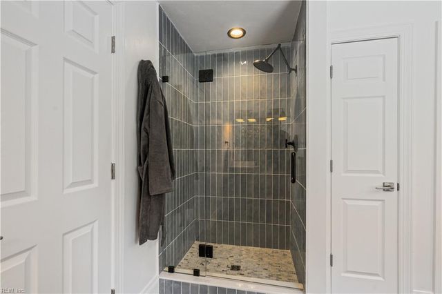 1124 Saint Brides RD W, Chesapeake, VA 23322