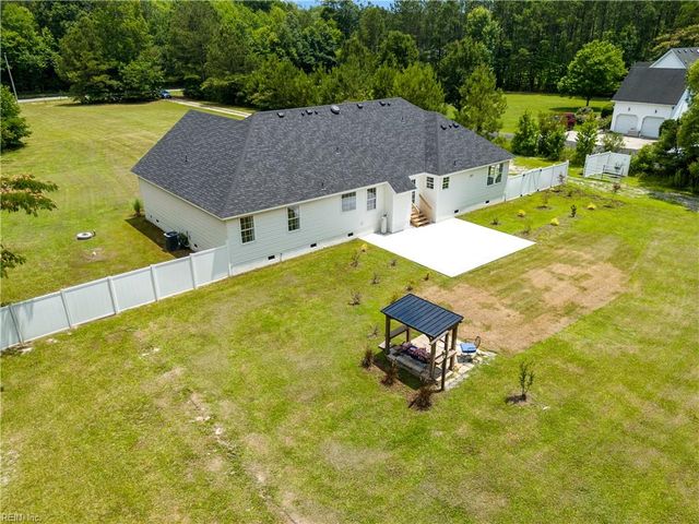1124 Saint Brides RD W, Chesapeake, VA 23322