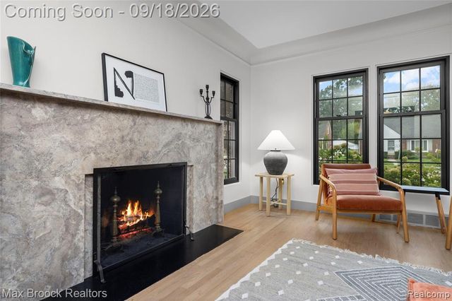 601 Catalpa Drive, Royal Oak, MI 48067