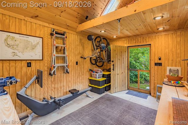 601 Catalpa Drive, Royal Oak, MI 48067