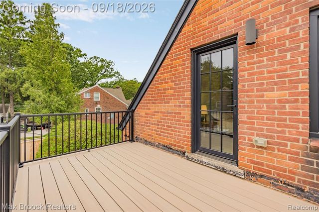 601 Catalpa Drive, Royal Oak, MI 48067