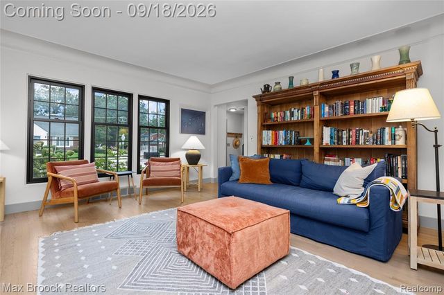 601 Catalpa Drive, Royal Oak, MI 48067