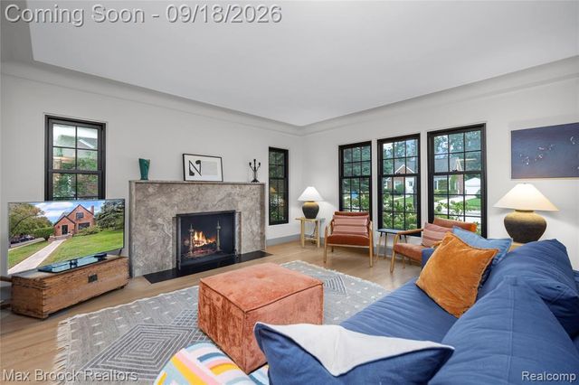 601 Catalpa Drive, Royal Oak, MI 48067