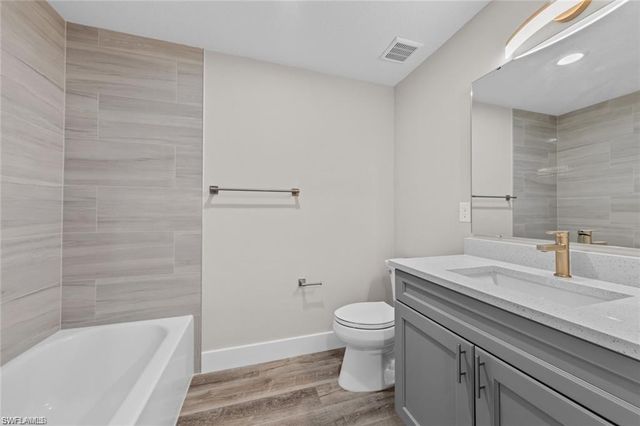 8423 Bernwood Cove LOOP # 405, Fort Myers, FL 33966