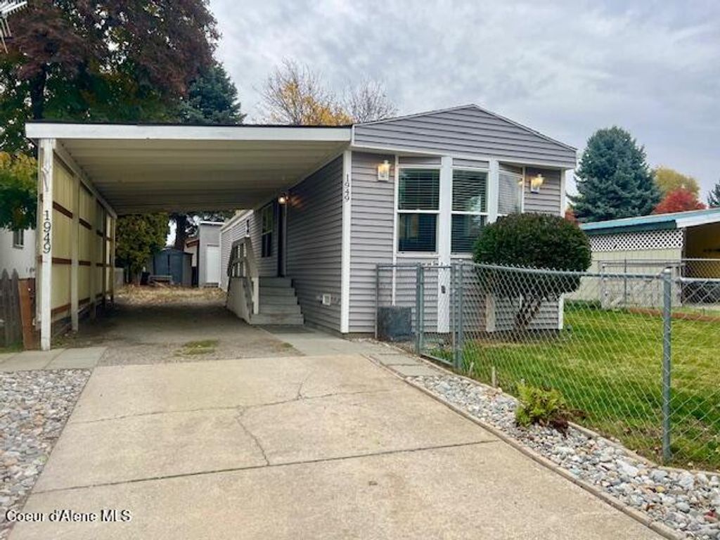 1949 W Dartmouth circle, A1-27, Coeur D'alene, ID 83815