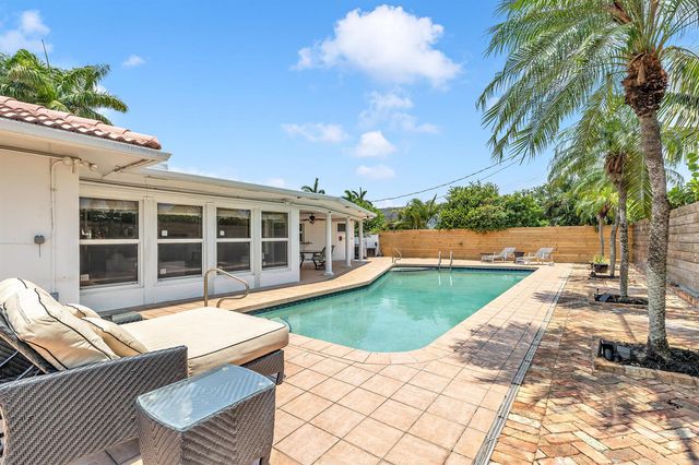 4220 NE 26TH Avenue, Lighthouse Point, FL 33064