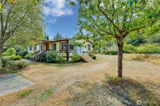 15035 Sunrise Drive NE, Bainbridge Island, WA 98110