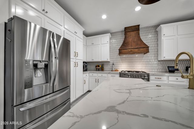 7529 W SHUMWAY FARM Road, Laveen, AZ 85339