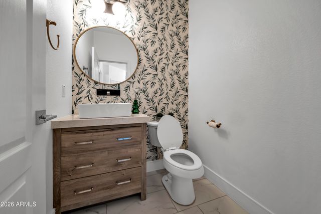 7529 W SHUMWAY FARM Road, Laveen, AZ 85339