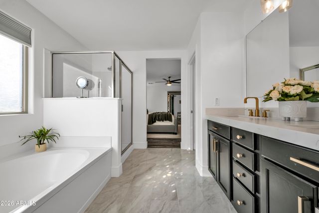 7529 W SHUMWAY FARM Road, Laveen, AZ 85339