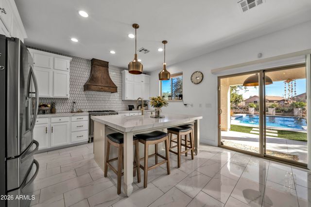 7529 W SHUMWAY FARM Road, Laveen, AZ 85339