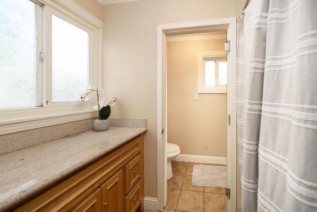 2175 W Alpine Ave, Stockton, CA 95204