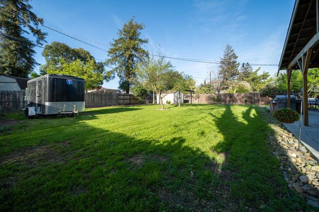 2175 W Alpine Ave, Stockton, CA 95204