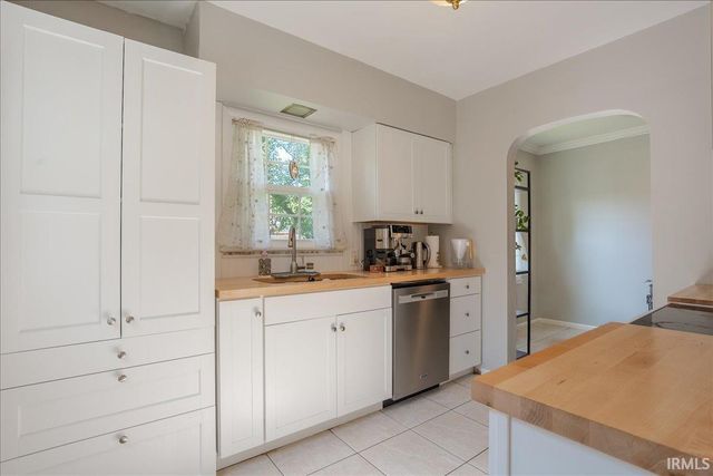 2413 Bellemeade Avenue, Evansville, IN 47714