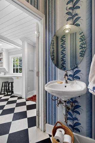 104 Dukes Court, Summerville, SC 29483