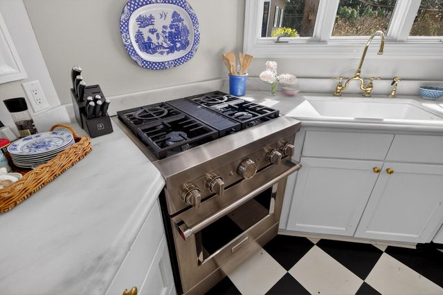 104 Dukes Court, Summerville, SC 29483