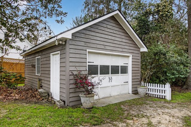 104 Dukes Court, Summerville, SC 29483