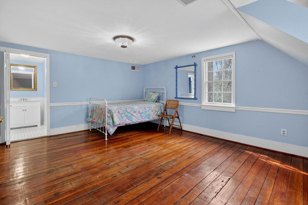 Image 39 of property listing at 104 Dukes Court, Summerville, SC 29483