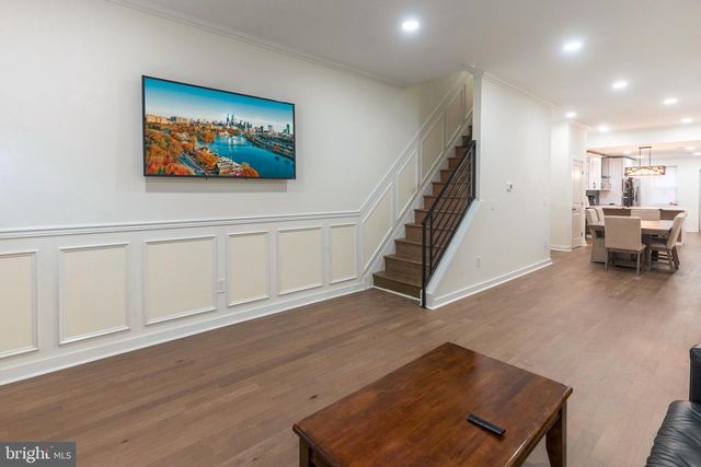 2250 N 2ND ST, Philadelphia, PA 19133