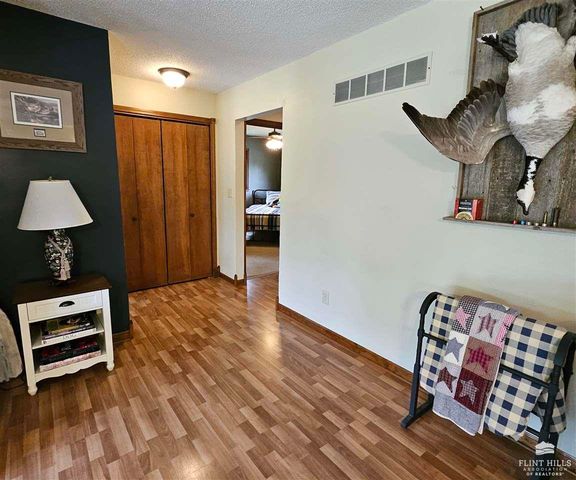 2191 Eden Rd Lot 5, Abilene, KS 67410