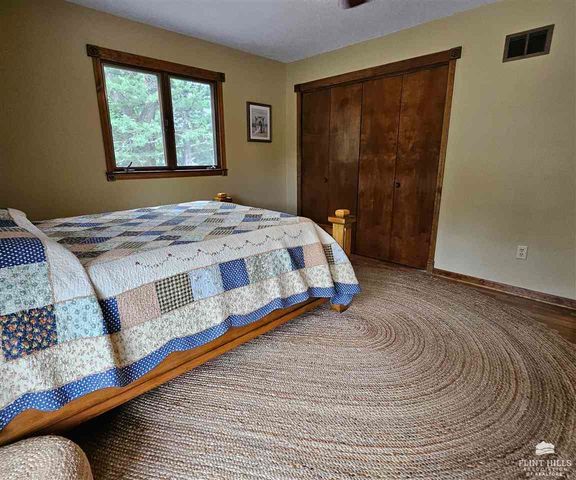 2191 Eden Rd Lot 5, Abilene, KS 67410