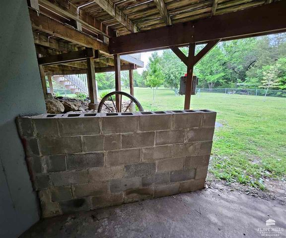 2191 Eden Rd Lot 5, Abilene, KS 67410