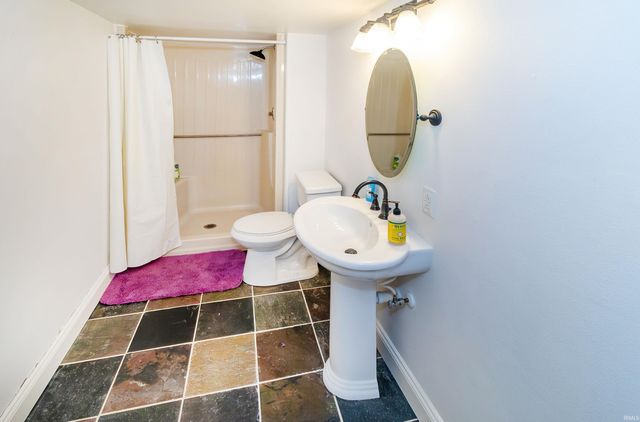 1315 Tupman Road, Evansville, IN 47720