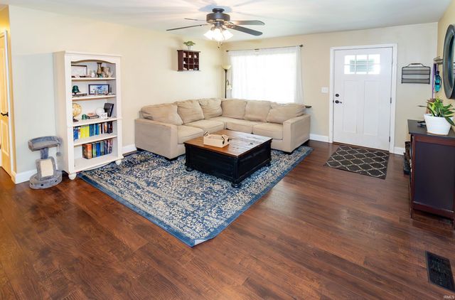 1315 Tupman Road, Evansville, IN 47720