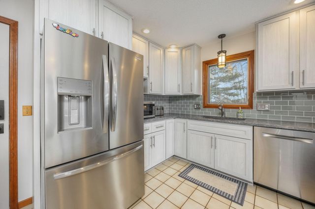 10845 E Royal Road, Morton Twp, MI 49346