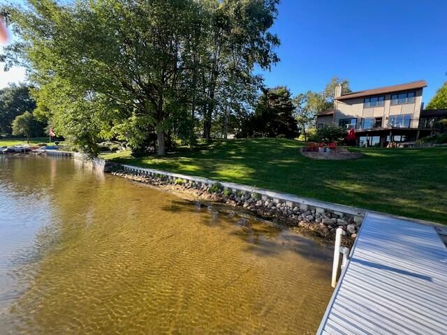 10845 E Royal Road, Morton Twp, MI 49346