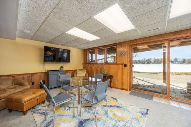 10845 E Royal Road, Morton Twp, MI 49346