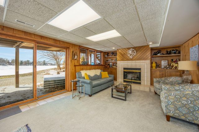 10845 E Royal Road, Morton Twp, MI 49346