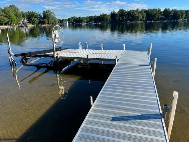 10845 E Royal Road, Morton Twp, MI 49346