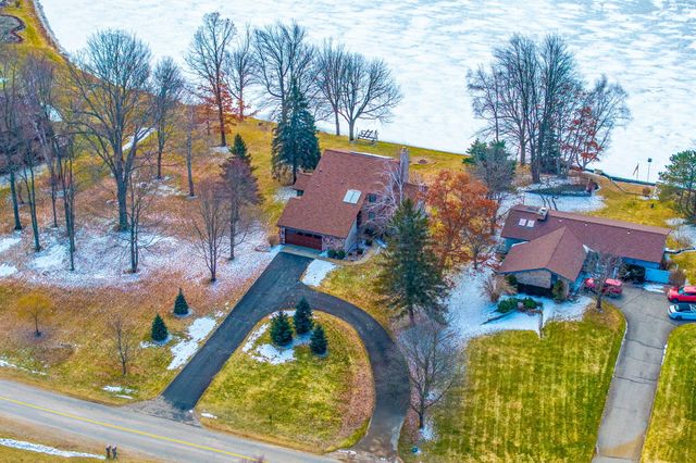 10845 E Royal Road, Morton Twp, MI 49346