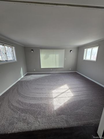 14354 Faust Avenue, Detroit, MI 48223