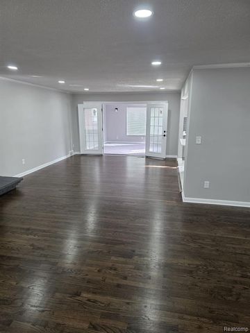 14354 Faust Avenue, Detroit, MI 48223