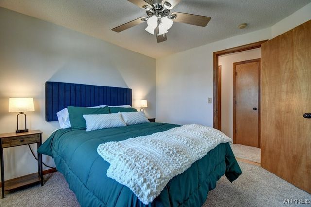 40 Michael Anthony Lane, Lancaster, NY 14043