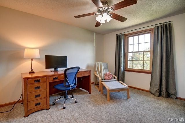 40 Michael Anthony Lane, Lancaster, NY 14043